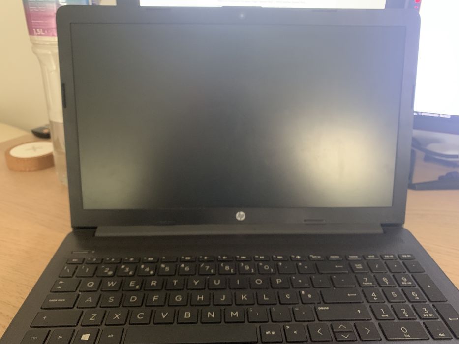 Portátil HP 15-db1017np