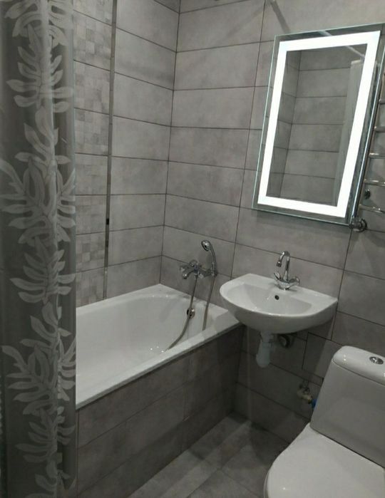 2-кім ЦЕНТР/ВОКЗАЛ 5хв Погодинно/Подобово