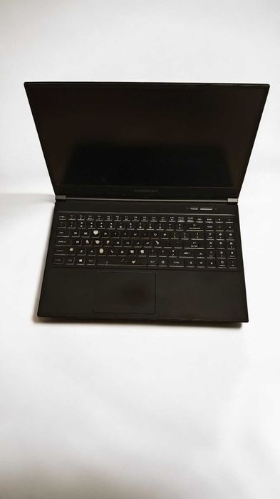 Maingear MG-VCTR002 15,6" 144Гц i7-10750H|RTX 2060 |16GB| 512SSD