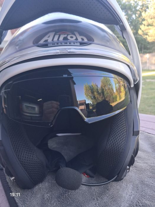 Kask motocyklowy Airoh Rev 19 XL + Intrecom