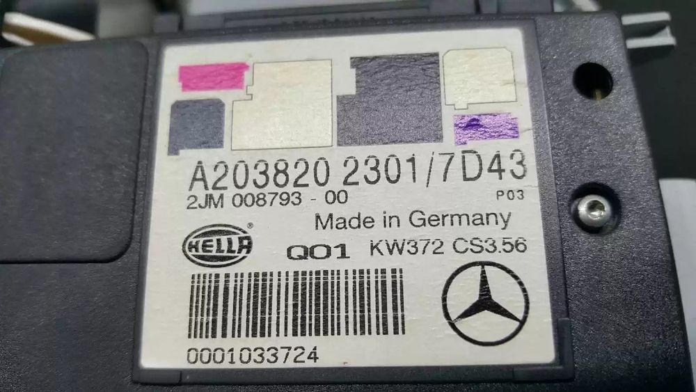 LUZ INTERIOR MERCEDES-BENZ CLASSE C 2004 -A2038202301