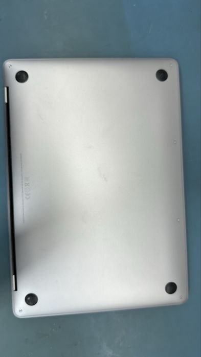 MacBook Pro 13” 2017 – Intel Core i5 | 8GB RAM | macOS Ventura