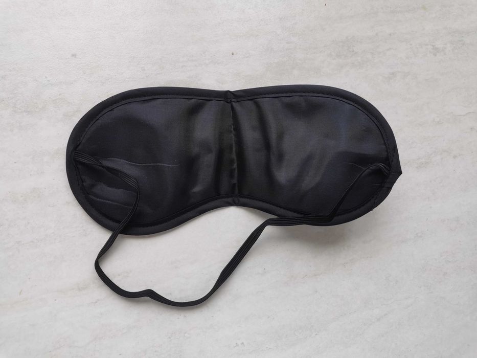 Opaska na oczy do spania, czarna, nowa