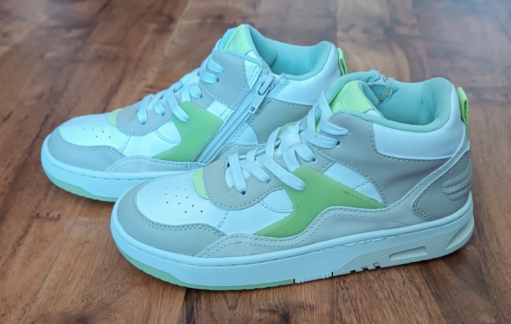 Buty sznurowane Zara