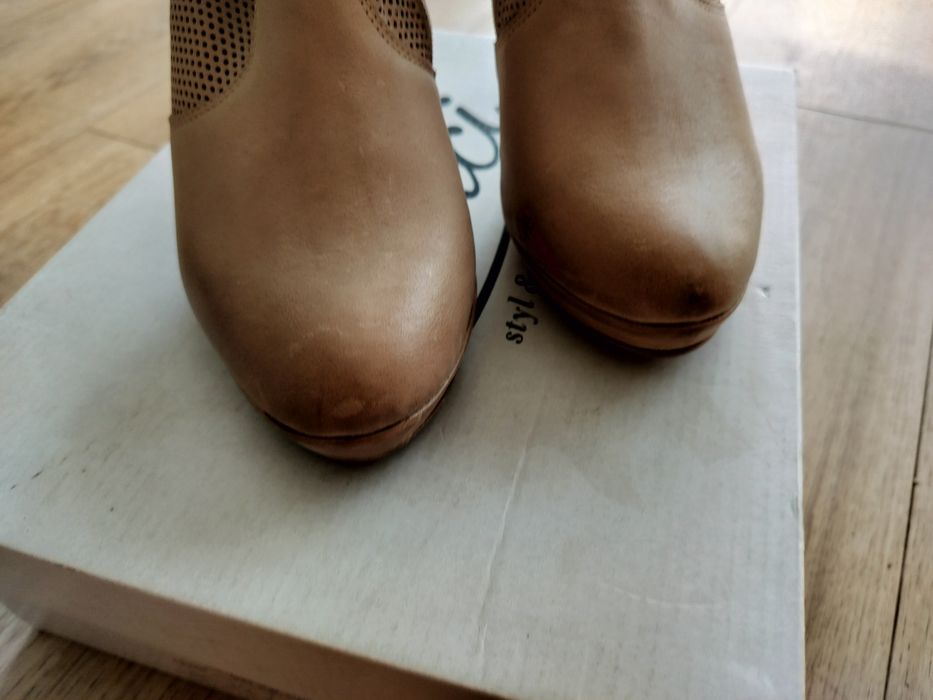 Botki skórzane damskie