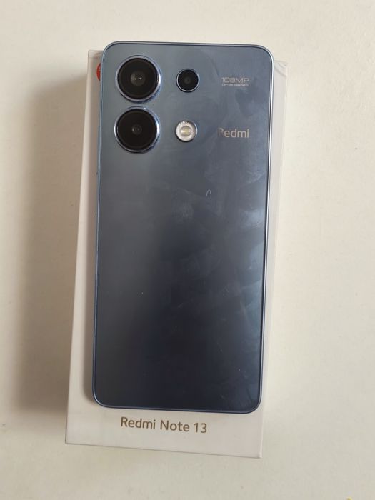 Продам Xiaomi Redmi Note 13 8/256
