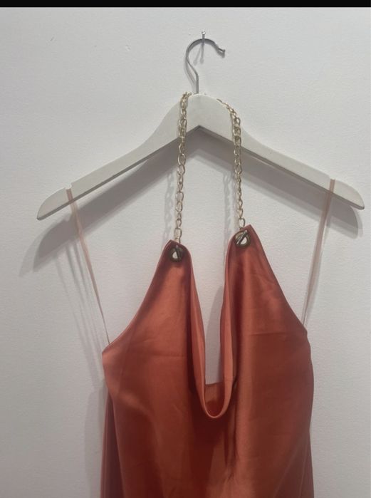 Vestido de cetim