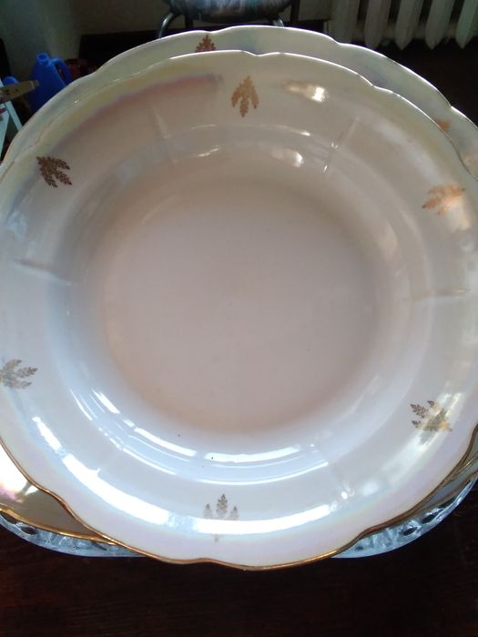 Блюдо . Диаметр 30,5 см