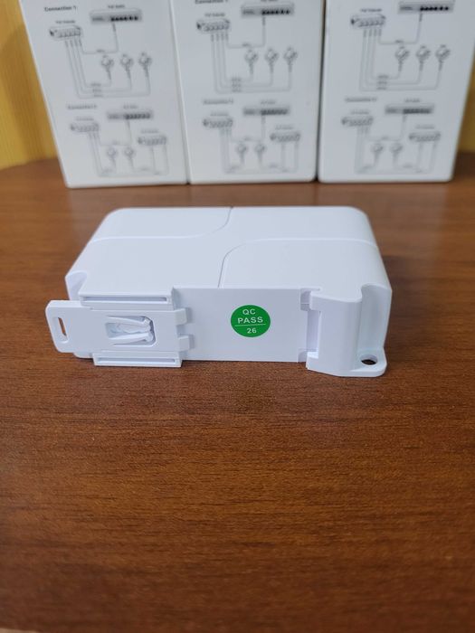 PoE Extender SST-AT13F 4-портовий