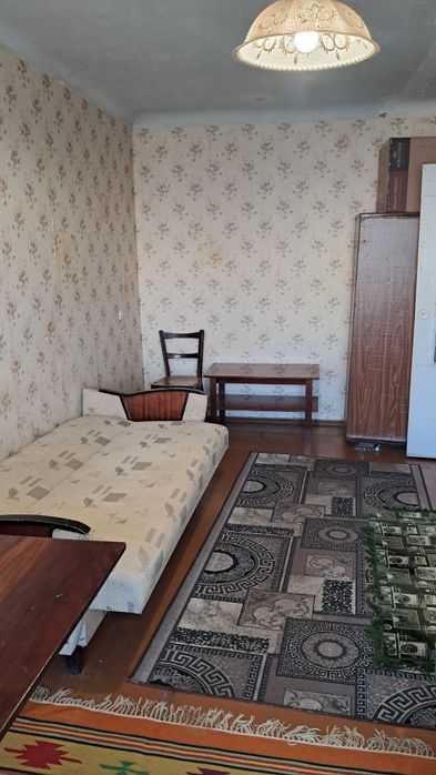 Здам 1 квартиру машбуд