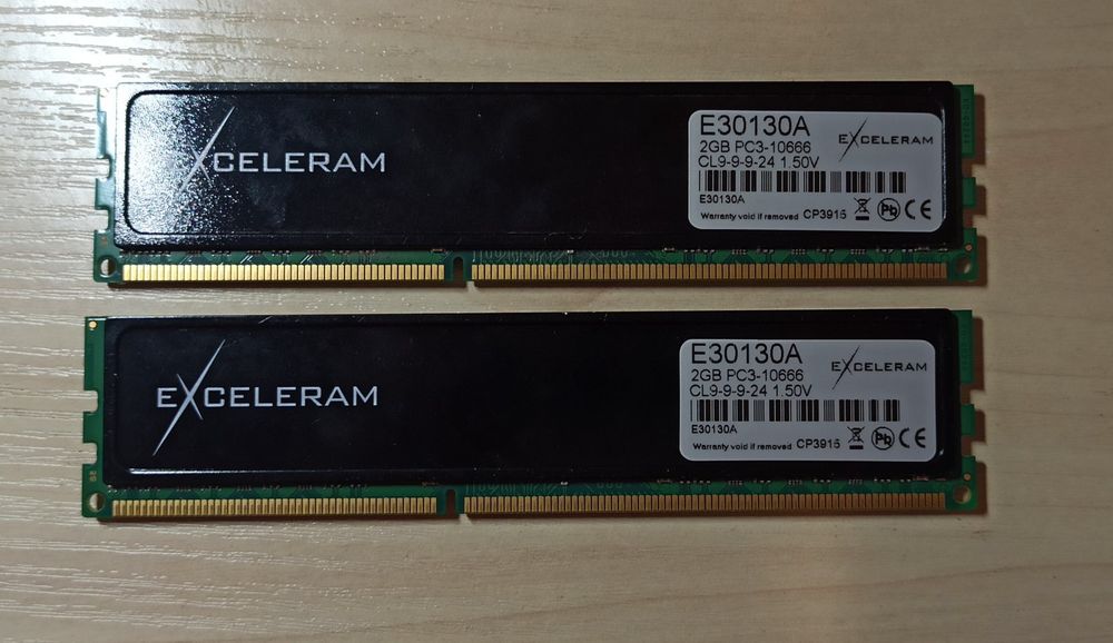 Оперативна Пам'ять Exceleram 2GB PC3 (Для ПК) 2 шт, б/в