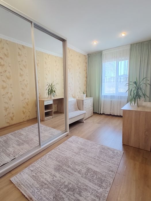 Продам 3-кімнатну квартиру в місті Нововолинськ