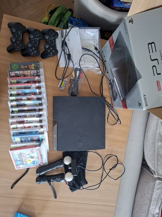 Mega zestaw PS3 slim 250gb z pudełkiem + move + gry + 3pady