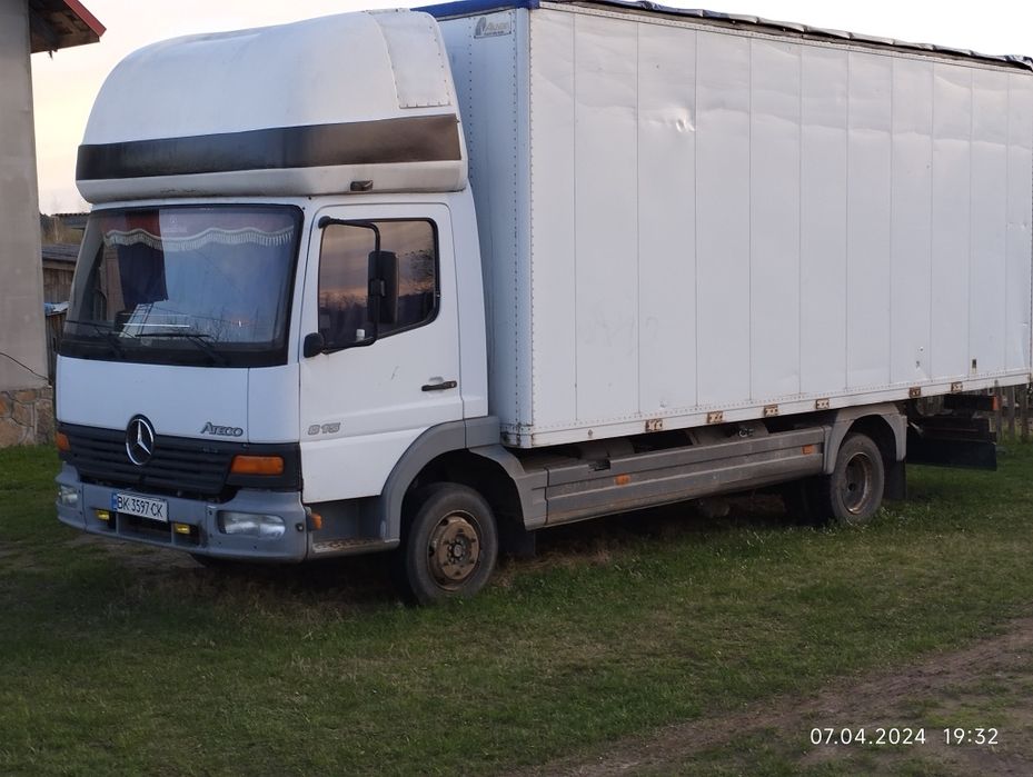 Мерседес атего. Р.в 1999