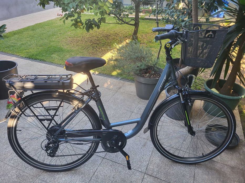 Bicicleta eléctrica B-PRO E26