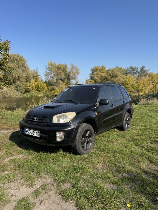 Toyota RAV4 2.0 tdi полный привод 4x4