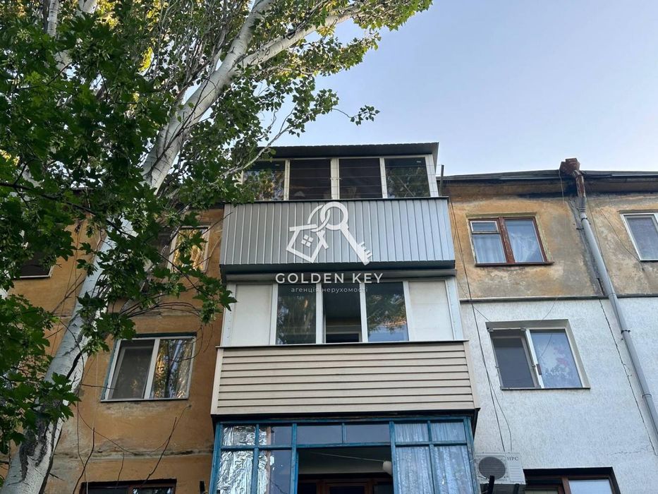 Продаж 2 кімнатної квартири на 16 міській лікарні