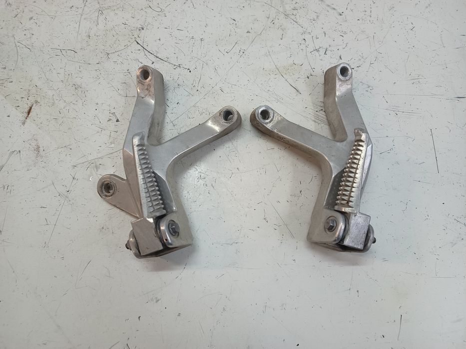 Sety podnóżki tył tylne pasażera Yamaha yzf 600 thundercat