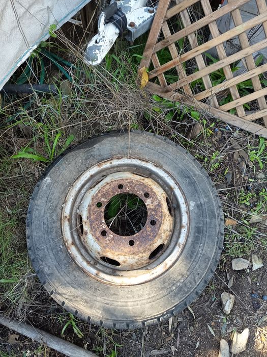 Pneu da frente de ford transit firestone 185 r15