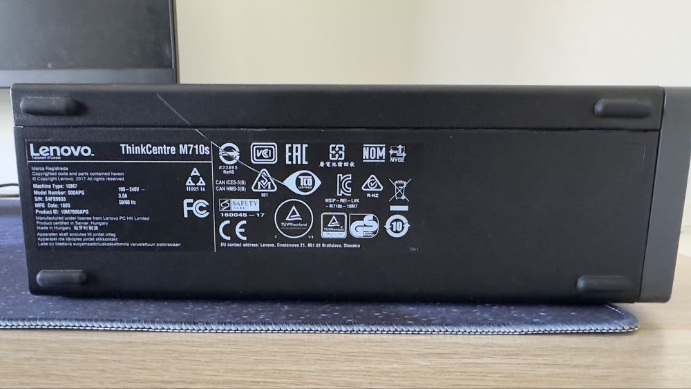 Computador Lenovo ThinkCentre M710s - Intel i7-7700