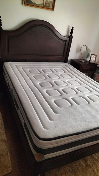 Quarto completo.