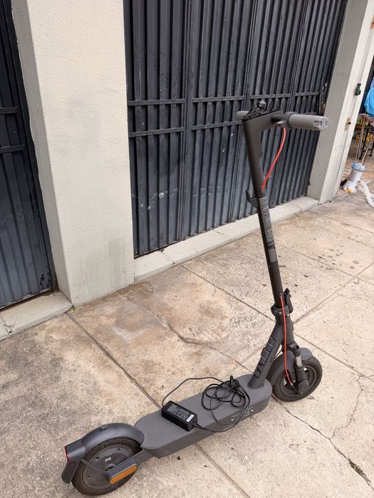 Trotinete eletrica xiaomi ( como nova)