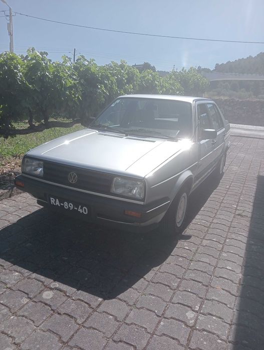 Vk Jettta, em bom estado mecânico, interior e pintura.