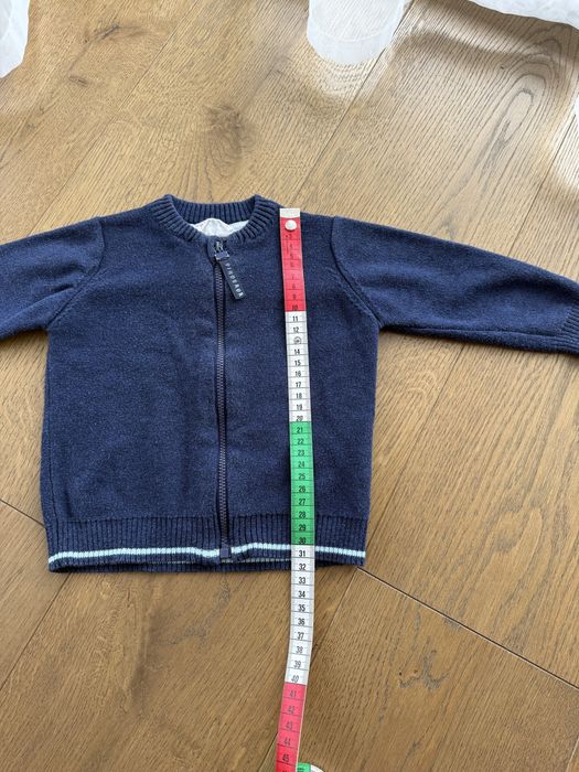 Sweter Coccodrillo 74 cienki zapinany na zamek dla chłopca granatowy