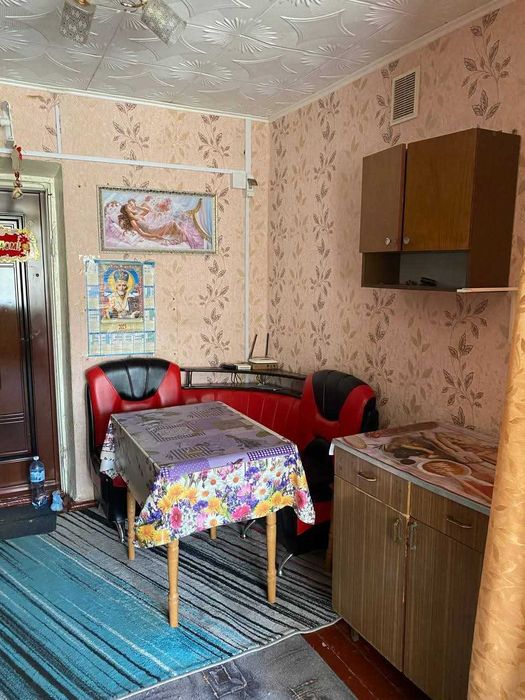 Продається кімната в гуртожитку Васильків