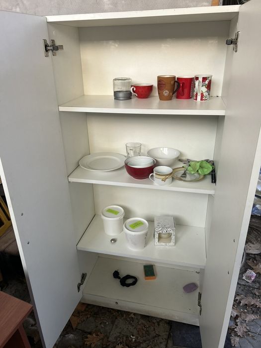 Офіснк крісло, шафа