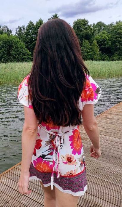 Bawełniana narzutka s m na bikini motyw kwiatowy
