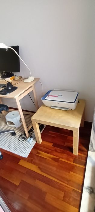 Mesa de apoio de escritório