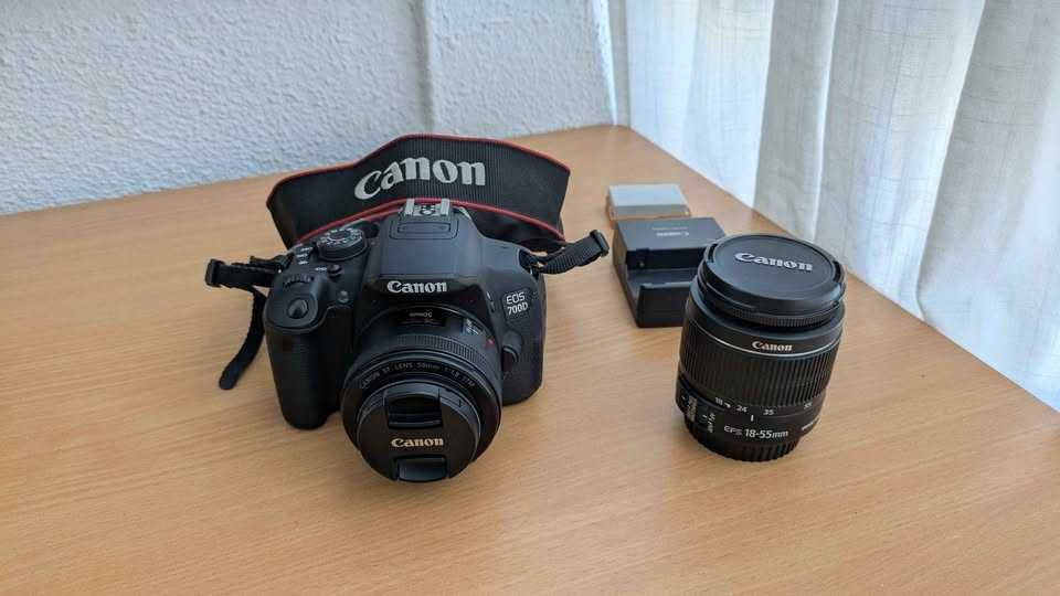 Canon 700D + 2 lentes (18-55mm e 50mm STM)