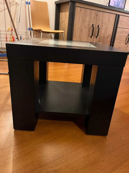 Mesa de Centro com tampo de vidro