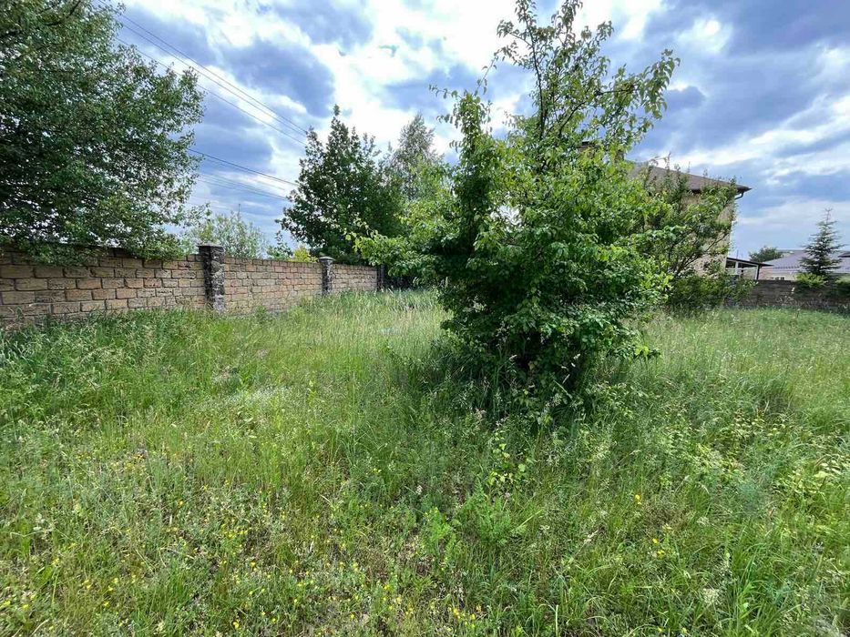 Продаж садового будинку та землі в с.Хотянівка Київської обл 96200$