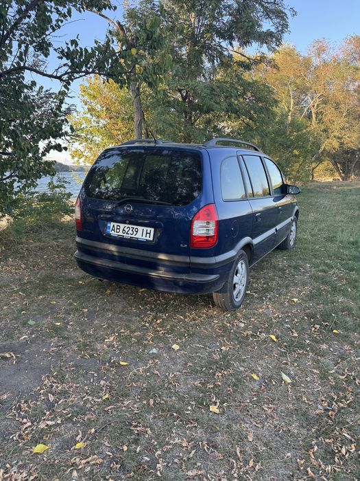 Продам Opel Zafira a