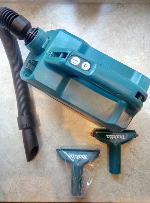 Акумуляторний пилосос-повітродувка(CXT) Makita CL121D