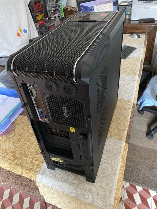 Torre / Caixa / Gabinete Cool Master Middle Tower PC64738737360514123