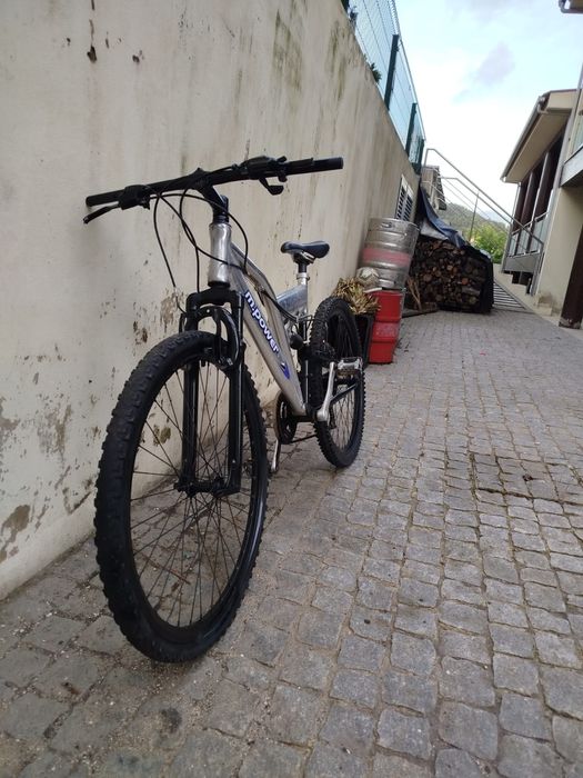 Bicicleta em bom estado