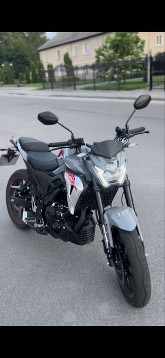 Продам мотоцикл lifan sr220