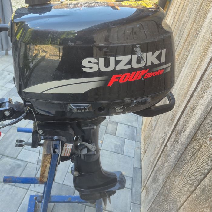 Silnik zaburtowy Suzuki DF6 stopa L