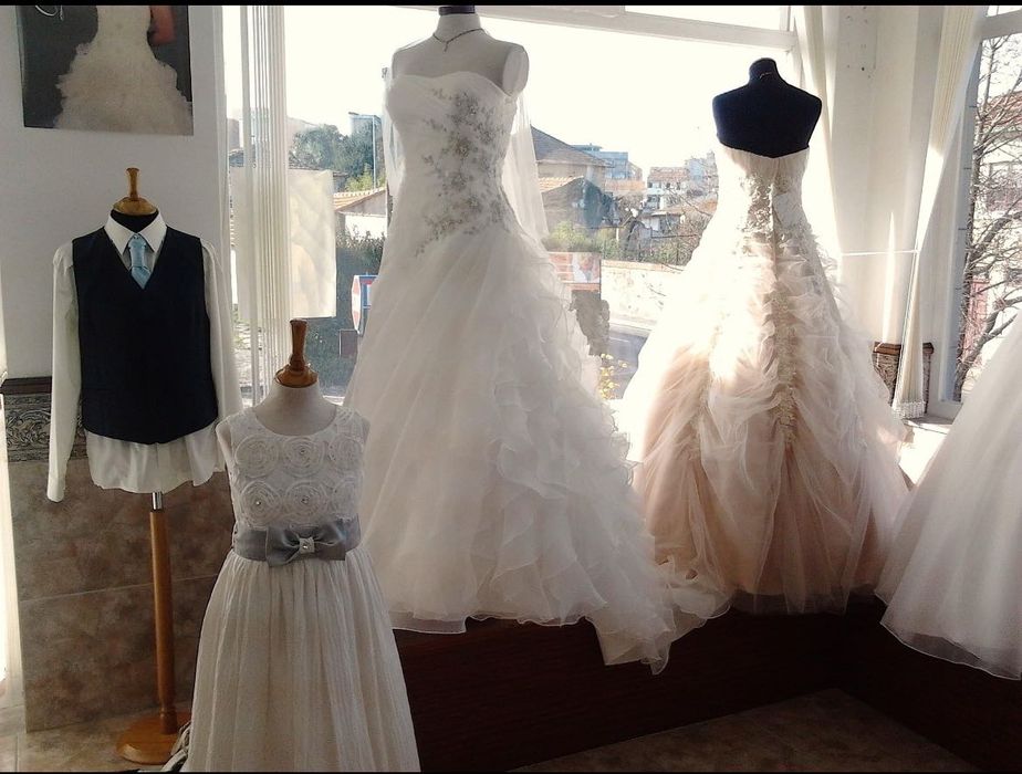 Liquidação total de artigos em loja de noivas