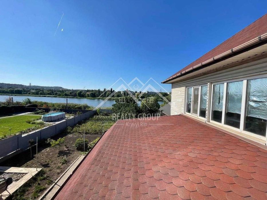 Продаж чудового будинку, на березі річки (Зарічний, Соколовка)