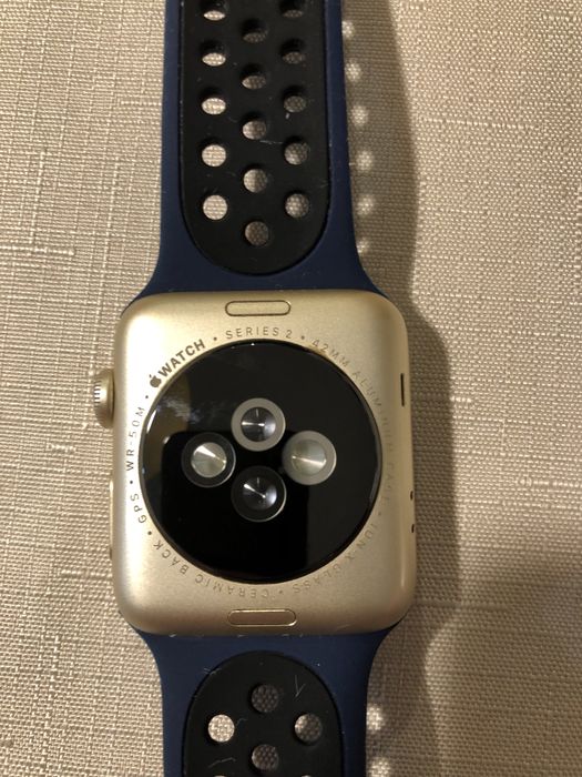Apple Watch Series 2. Precisa reparacao