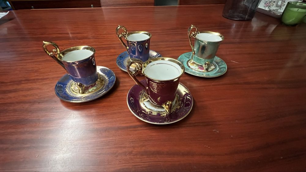 4 chavenas de cafe