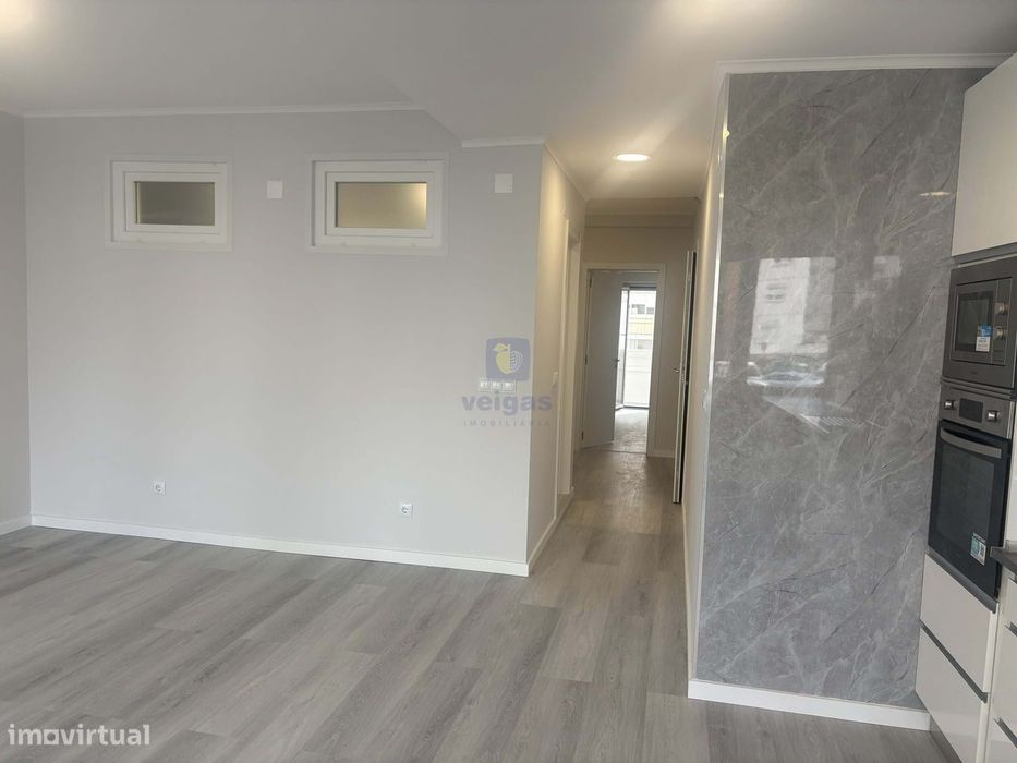 Oportunidade única: apartamento T2 em Oeiras para investimento seguro