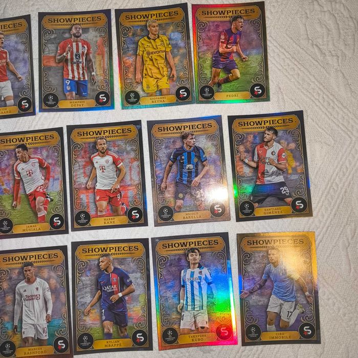 14 Cartas Showpieces Topps Superstars 2024