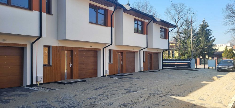 Ostatni Dom z garażem przy ul.Kwiatowej 110 m