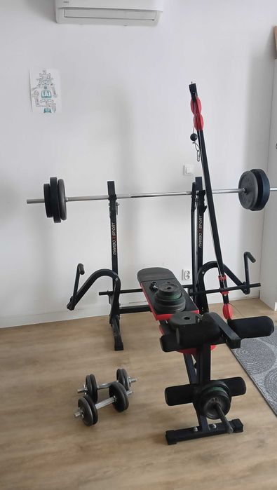 Siłownia domowa ławeczka hantle talerze