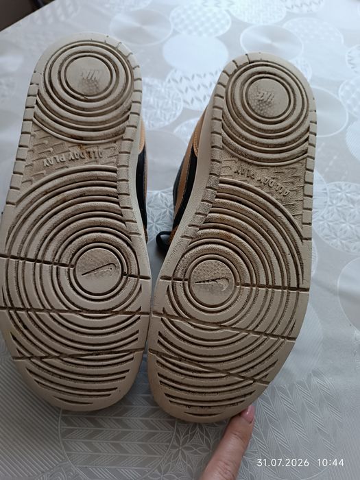 Кросівки Nike для хлопчика  38,5 розмір